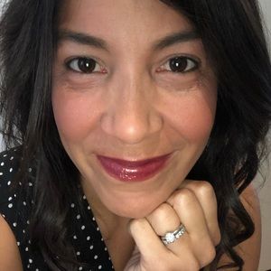 Meet your Posher, Eva